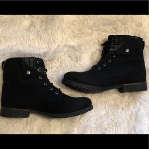 Rock&Candy by ZIGI Black Booties🕶